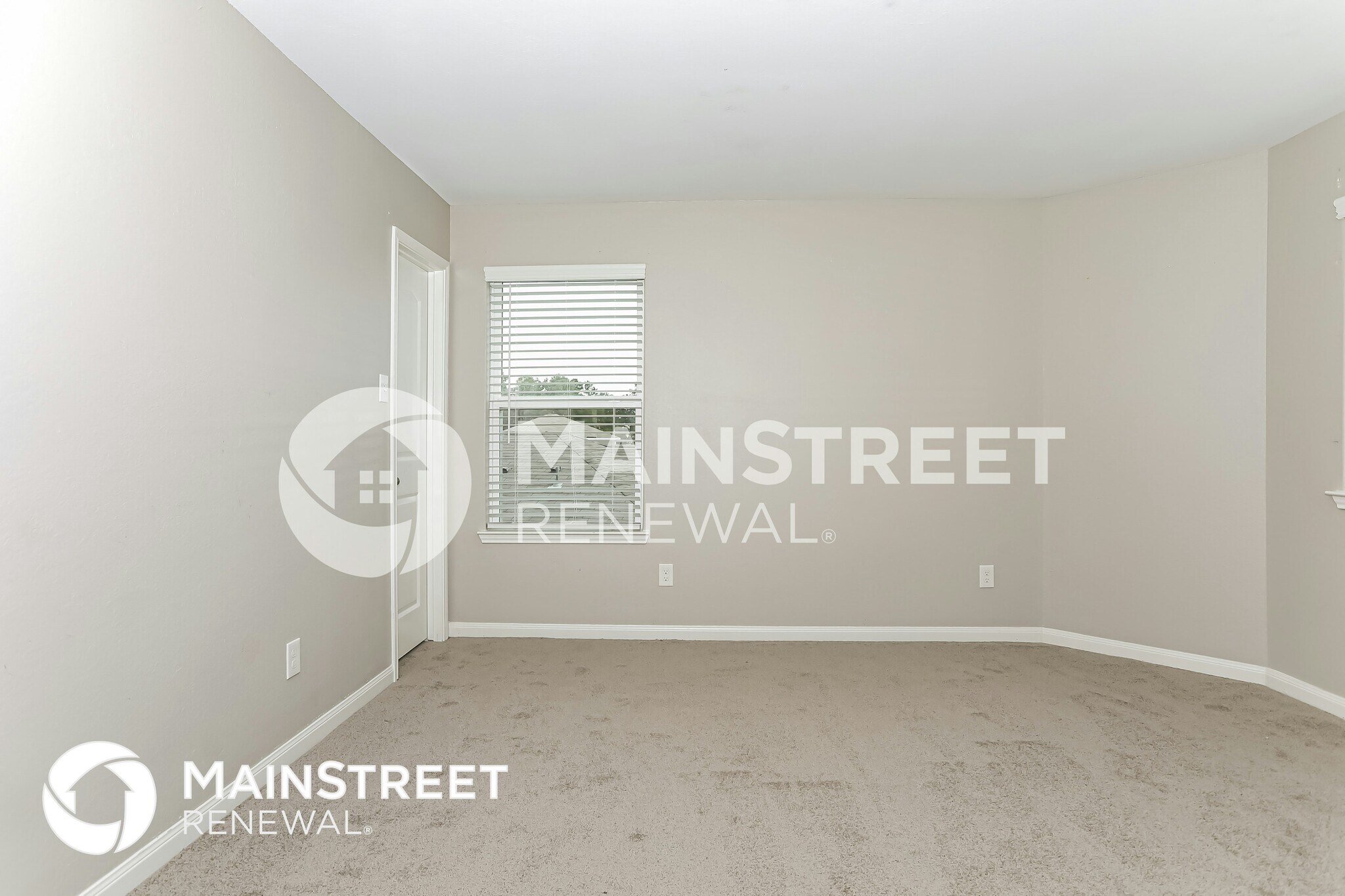 Building Photo - 25217 Dickens Dr