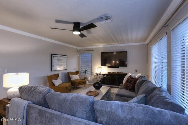 Building Photo - 10354 E Raintree Dr