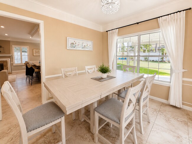 Building Photo - Furnished 4BR + Office | Putting Green Yard