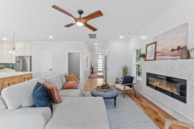 Building Photo - Brand-new condo in the heart of Ocean View.