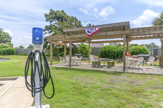 Building Photo - 1630 Hwy 2378