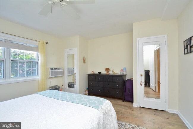 Building Photo - 3436 Martha Custis Dr