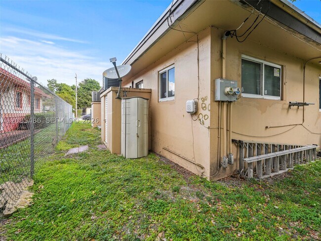 Building Photo - 1460 NW 52nd St