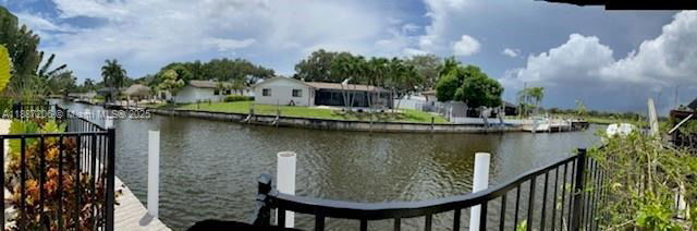 Building Photo - 6020 SW 17th Ct