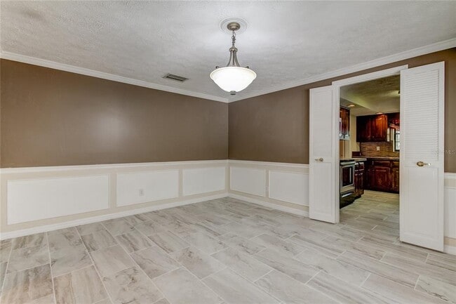 Building Photo - 10406 Reclinata Ln
