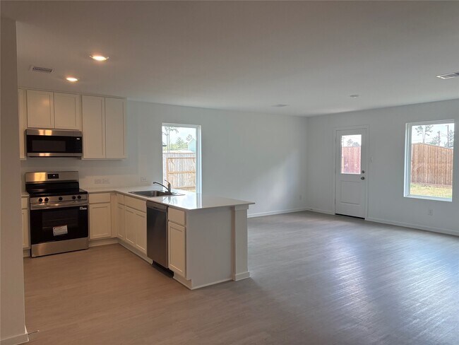 Building Photo - 18688 Barrichello Dr