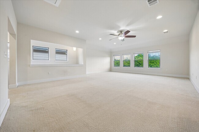 Building Photo - 13001 Hymeadow Dr