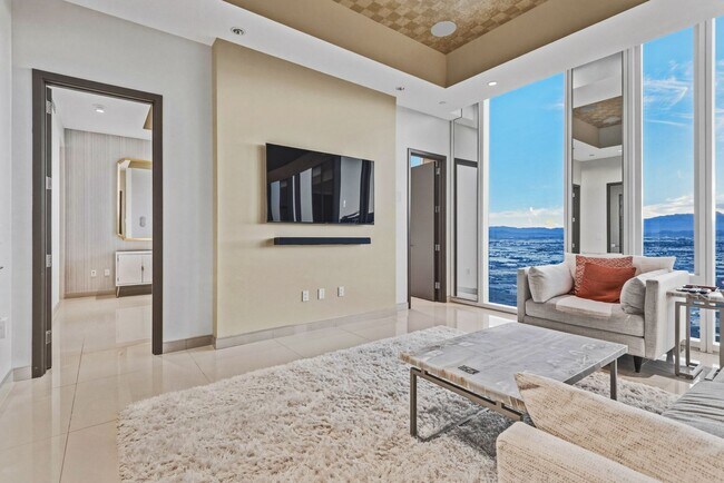 Building Photo - Waldorf Astoria 4707-Strip/City/Mtn Views from this Stunning 2Bd/2.5Ba Residence