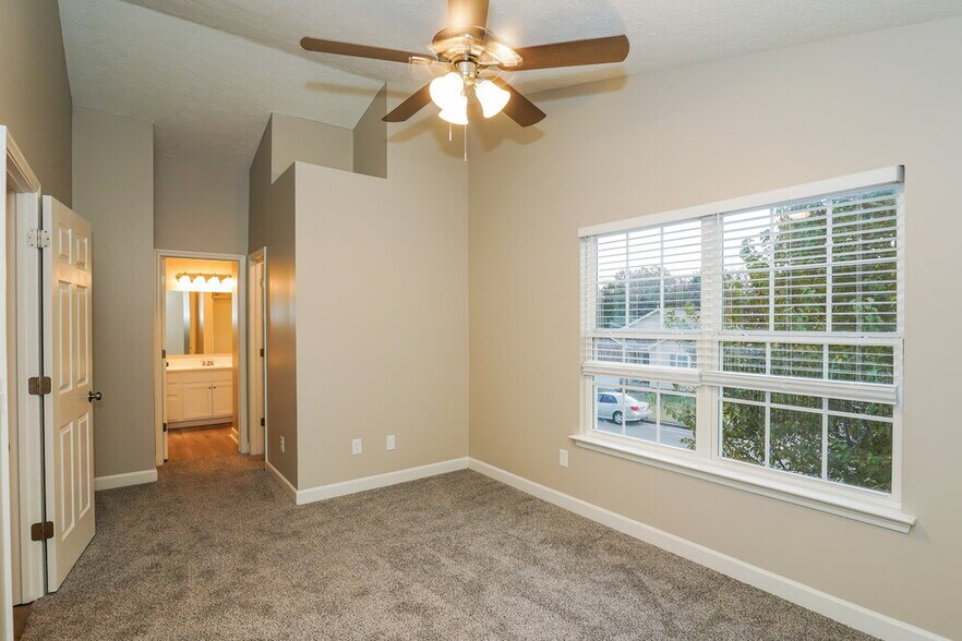 Building Photo - 417 Scotts Creek Trail