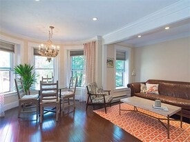 Building Photo - 7 Follen St