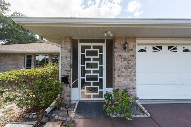 Building Photo - 1236 Buffing Cir SE