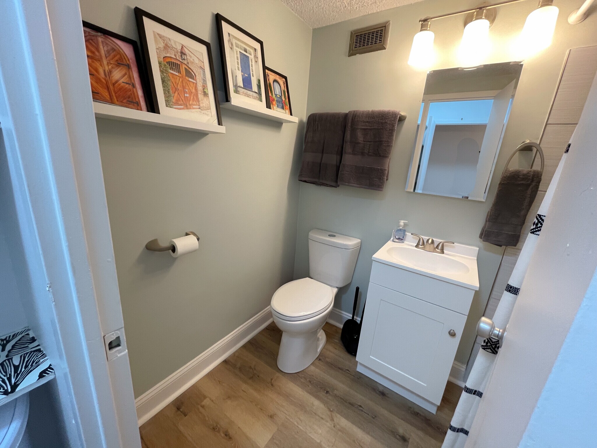 Building Photo - 1520 Senate St