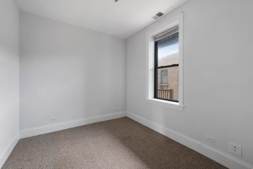 Second Bedroom - 1136 W Pratt Blvd