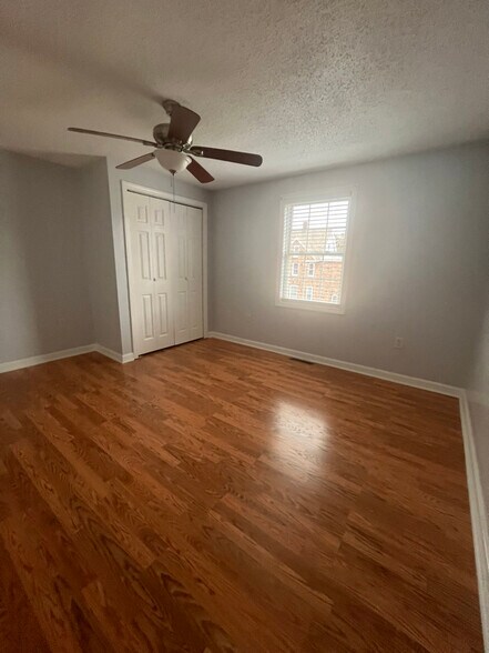 Building Photo - 775 Chicopee St