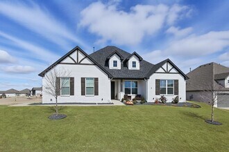 Building Photo - Spacious 3-Bed + Game Room on Corner Lot with Patio & Pool Access – $2,800/mo