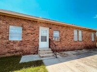 Building Photo - 38294 1494