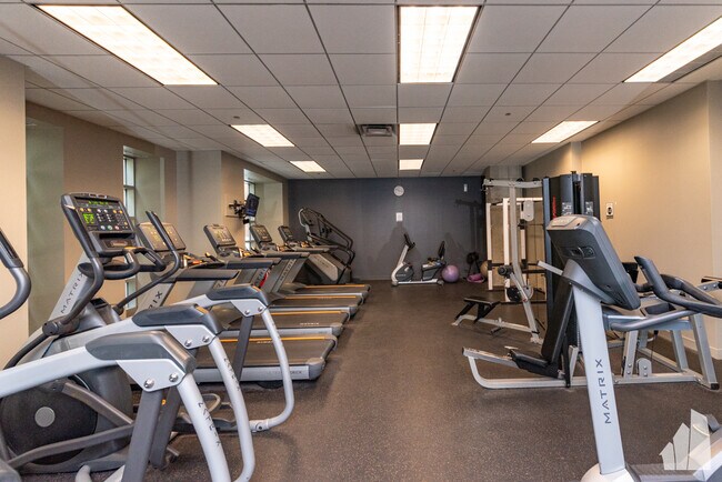 Building Photo - 700 N Larrabee St