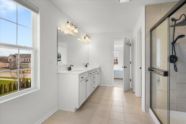 Building Photo - 15312 S Sawgrass Cir