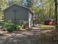 Building Photo - 515 Newtown Turnpike