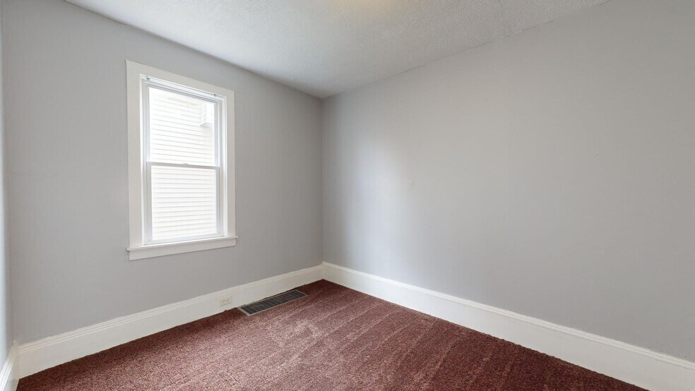 Building Photo - 3332 Walton Ave