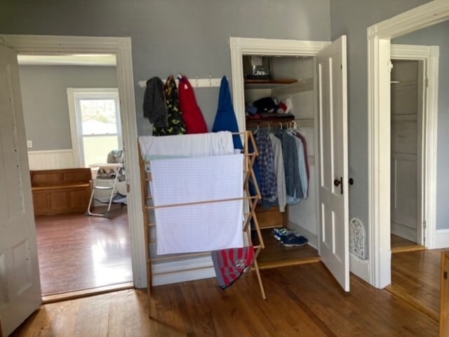 Building Photo - 25 W Kidder St