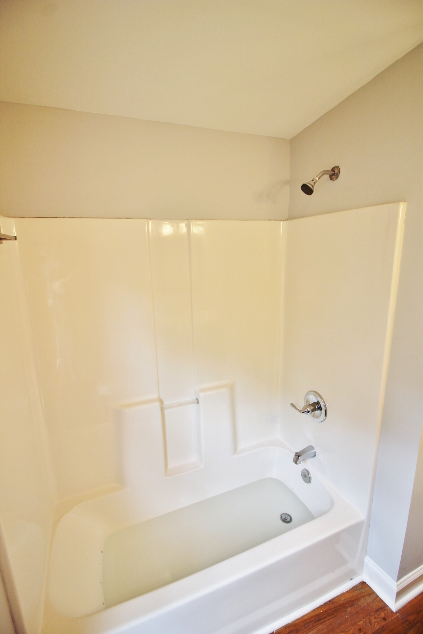 Building Photo - 1711 Villa Pl