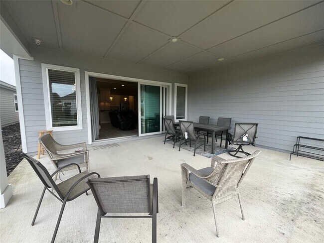 Building Photo - 3270 SW 120th Terrace