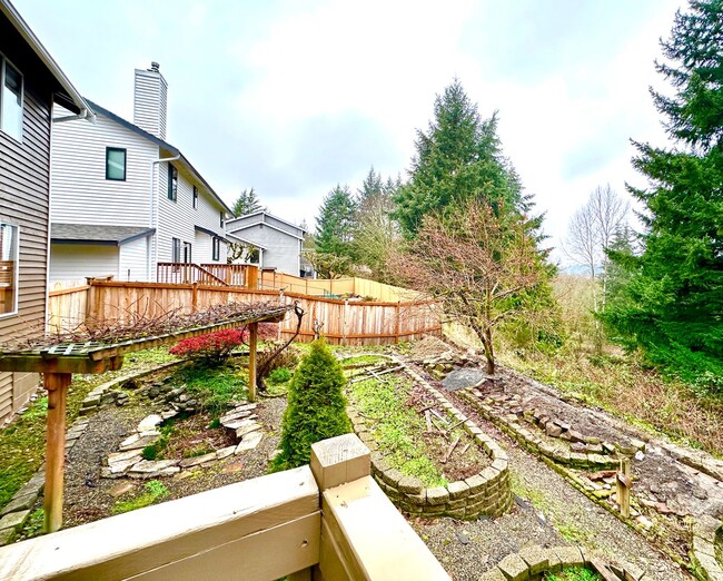 Building Photo - 4bd/2.5ba Renton Home