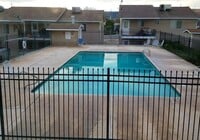 Building Photo - 3 Bedroom Condo With Pool and Views
