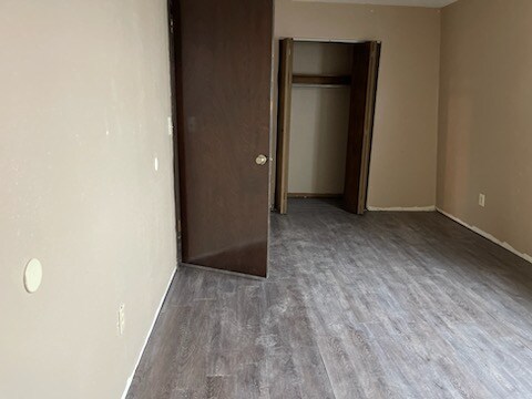 Building Photo - 902 Cynthia St