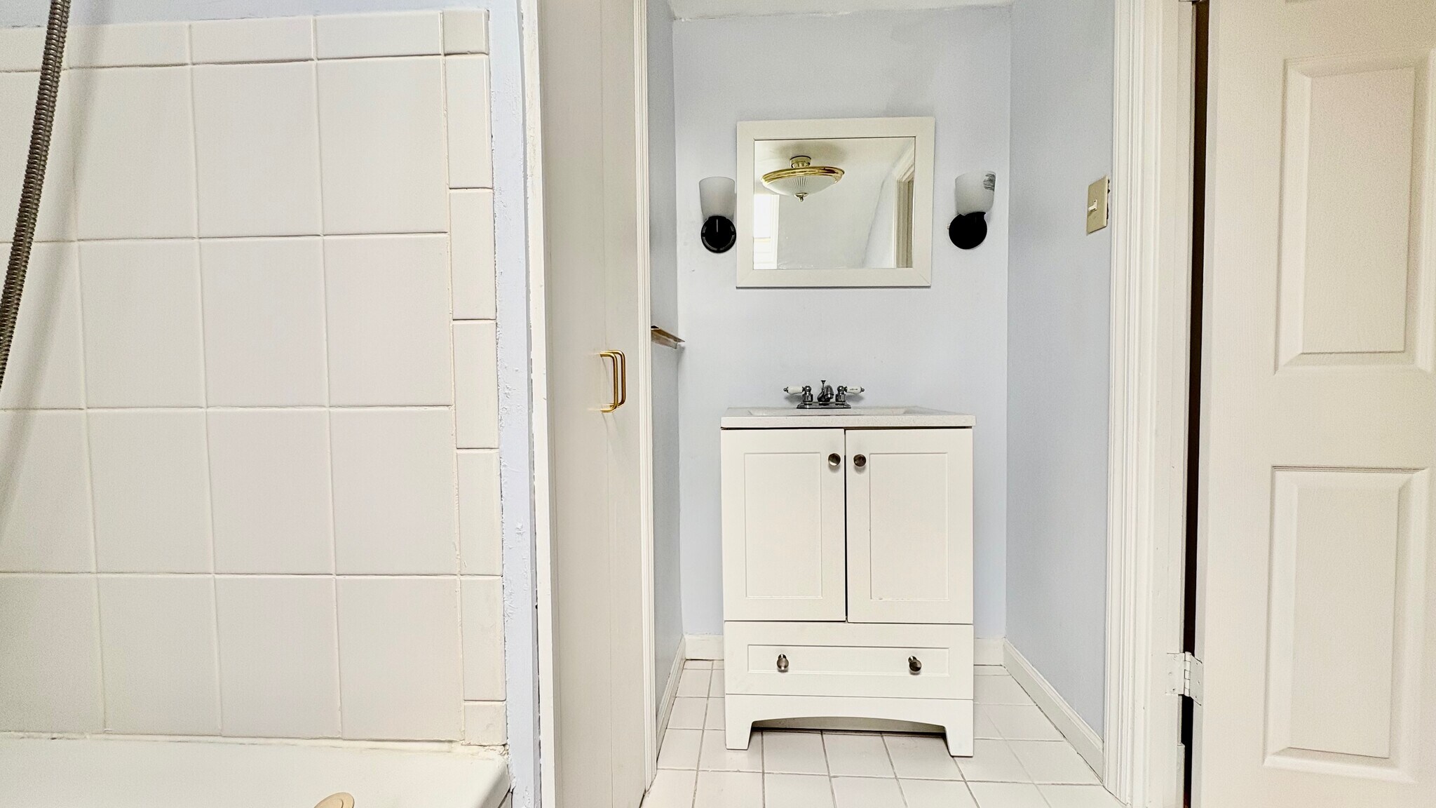 Building Photo - 6345 Morrowfield Ave