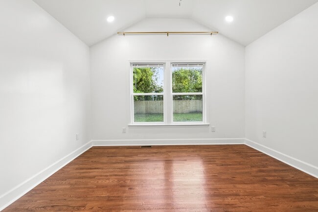 Building Photo - 3831 Hottinger Ave