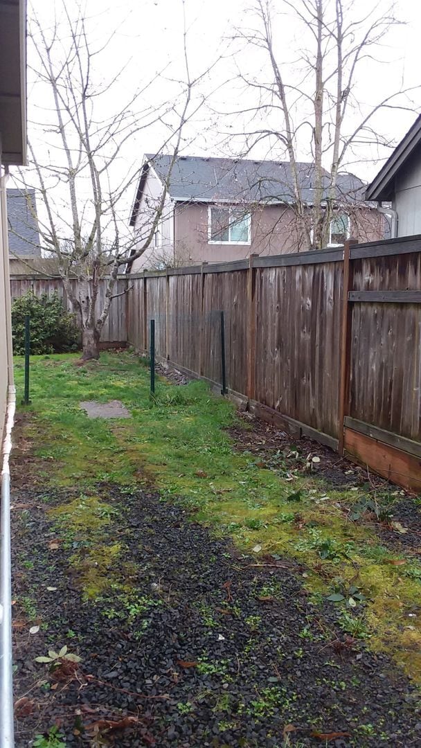 Building Photo - Beautiful Bethel-Danebo Home