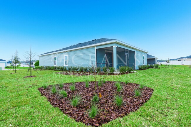 Building Photo - NEWER 4 Bedroom 3 Bath Home in Halifax Pla...