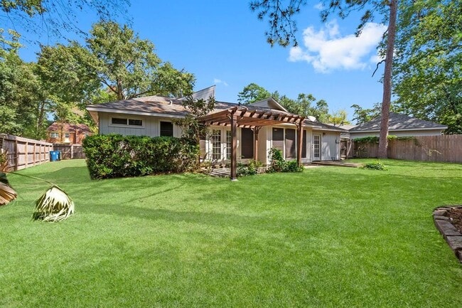 Building Photo - 719 Shenandoah Dr