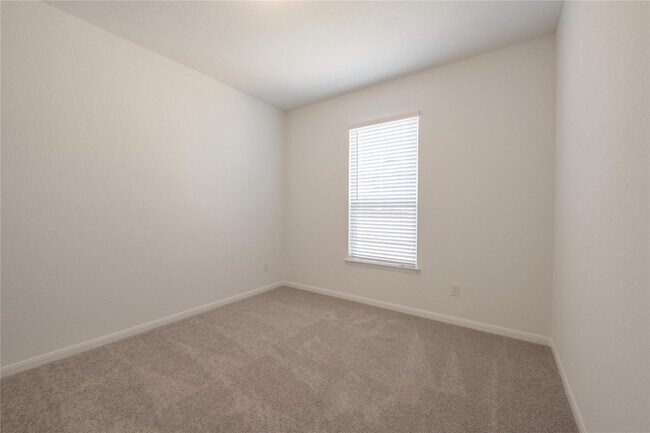 Building Photo - 313 Sonbria Pass