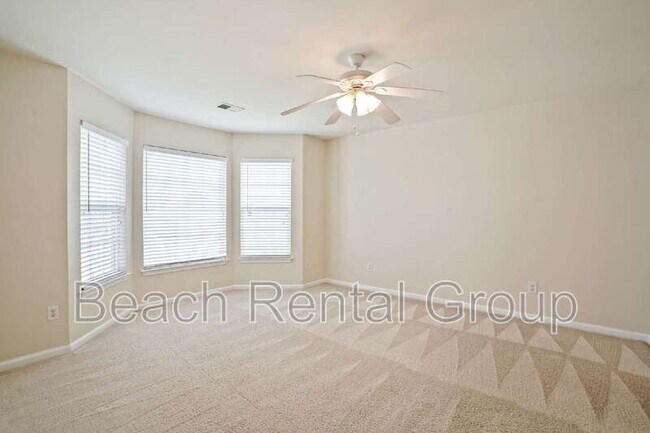 Building Photo - 3096 Rockwater Cir