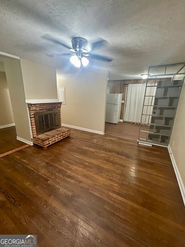Building Photo - 6650 Westfield Dr
