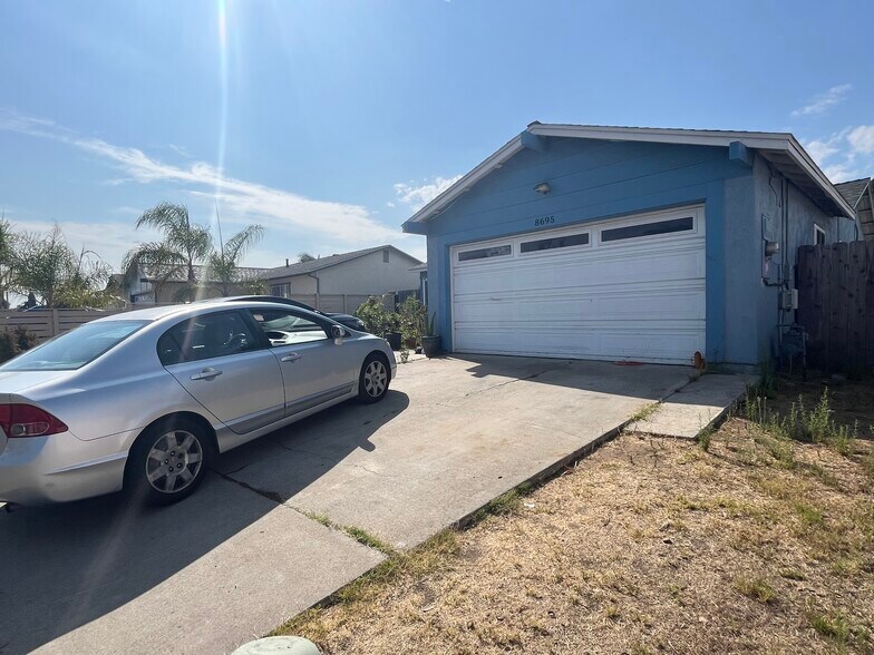 Building Photo - 8695 Belfast Cir