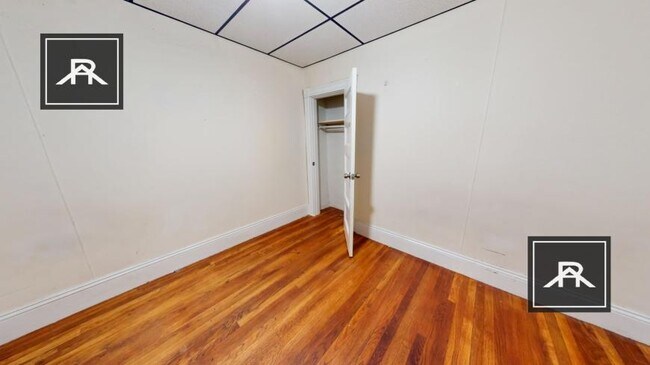 Building Photo - 4 bedroom in Boston MA 02115