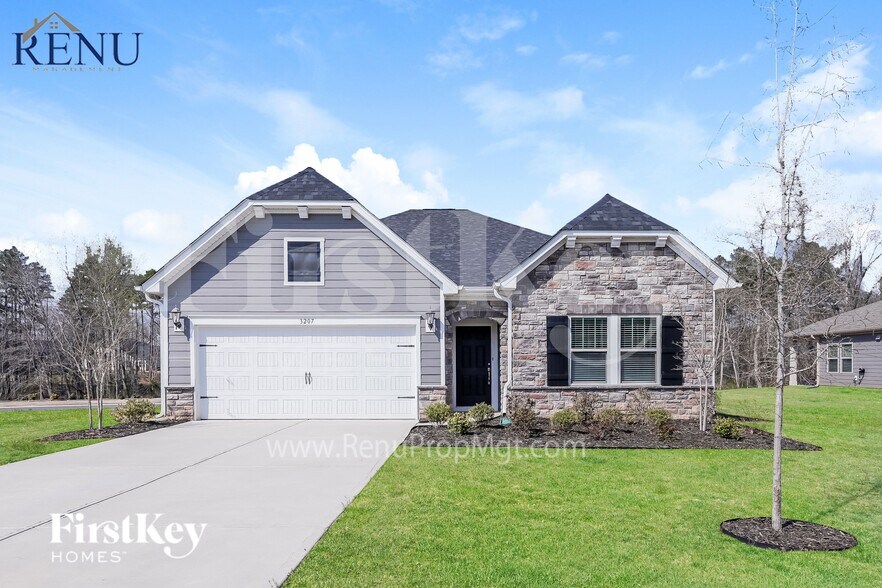 Building Photo - 3207 Elmwood Dr