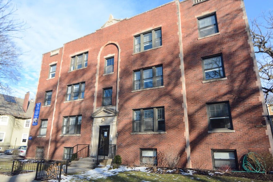 Primary Photo - 1152 Maple Ave