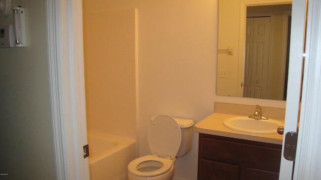 Building Photo - 4026 Meander Pl