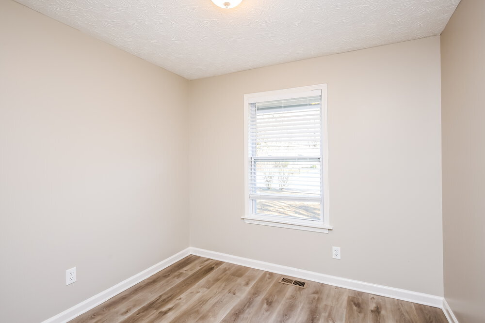 Building Photo - 5375 Olde Mill Dr NE