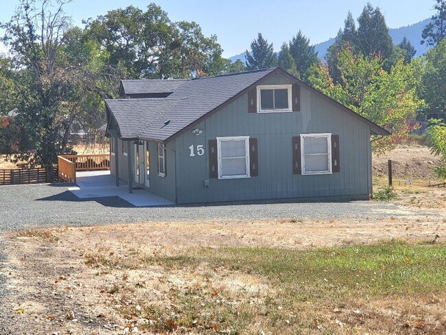 Building Photo - NC2257