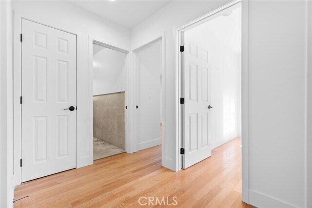 Building Photo - 11001 Collett Ave