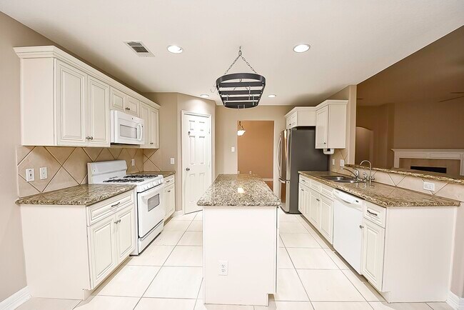 Building Photo - 23730 Ayscough Ln