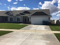 Building Photo - RANCH STYLE DUPLEX (P#107)