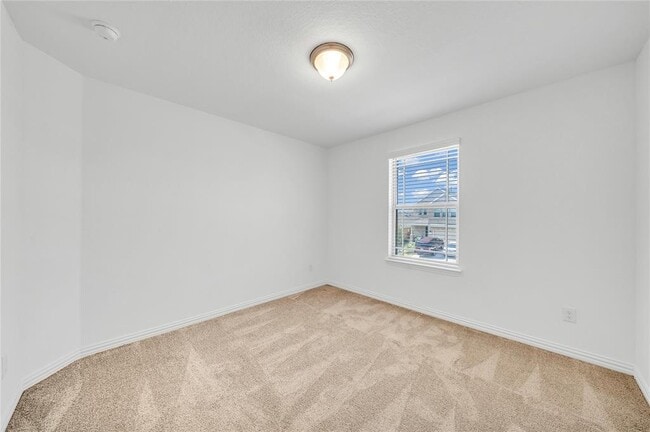 Building Photo - 2050 Egret Ave