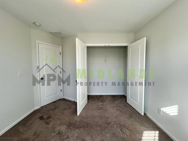 Building Photo - 931 Tuxford Trl